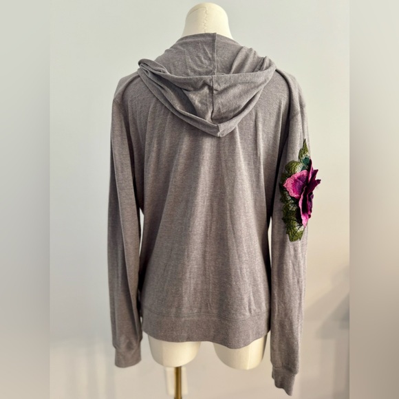 RARE SUZY T Cozy Hoodie with 3 Dimensional Flowers and rhinestone string - Picture 5 of 8